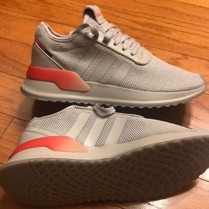 New women’s Adidas sneakers